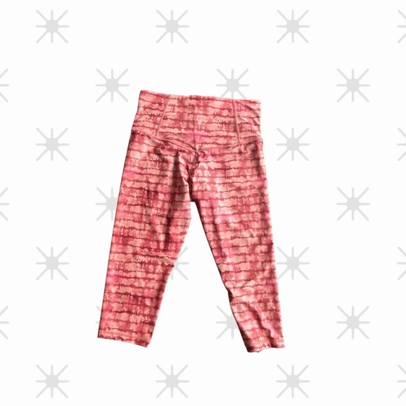 NWT Athleta Women's Elation Printed Red Tie-Dye Capris Size 1X - Picture 2 of 4